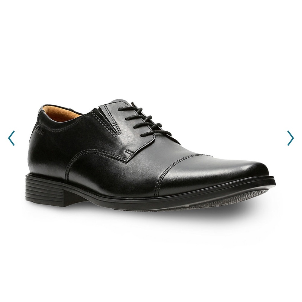 Men's dress shoes